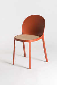 “Midi” chair - © Photo: Filipe Viricel, Swiss Design Awards Blog